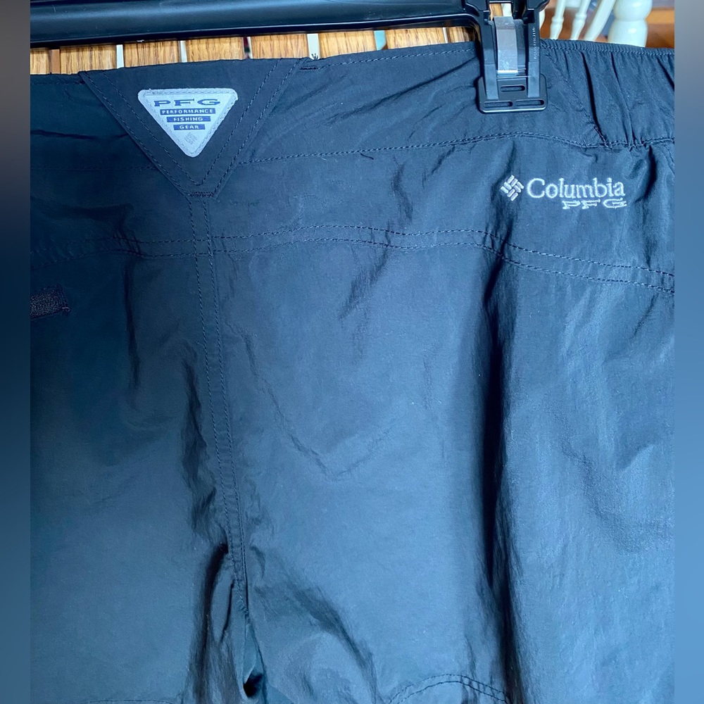 Columbia PFG Omni-shade black shorts XL - Picture 4 of 6
